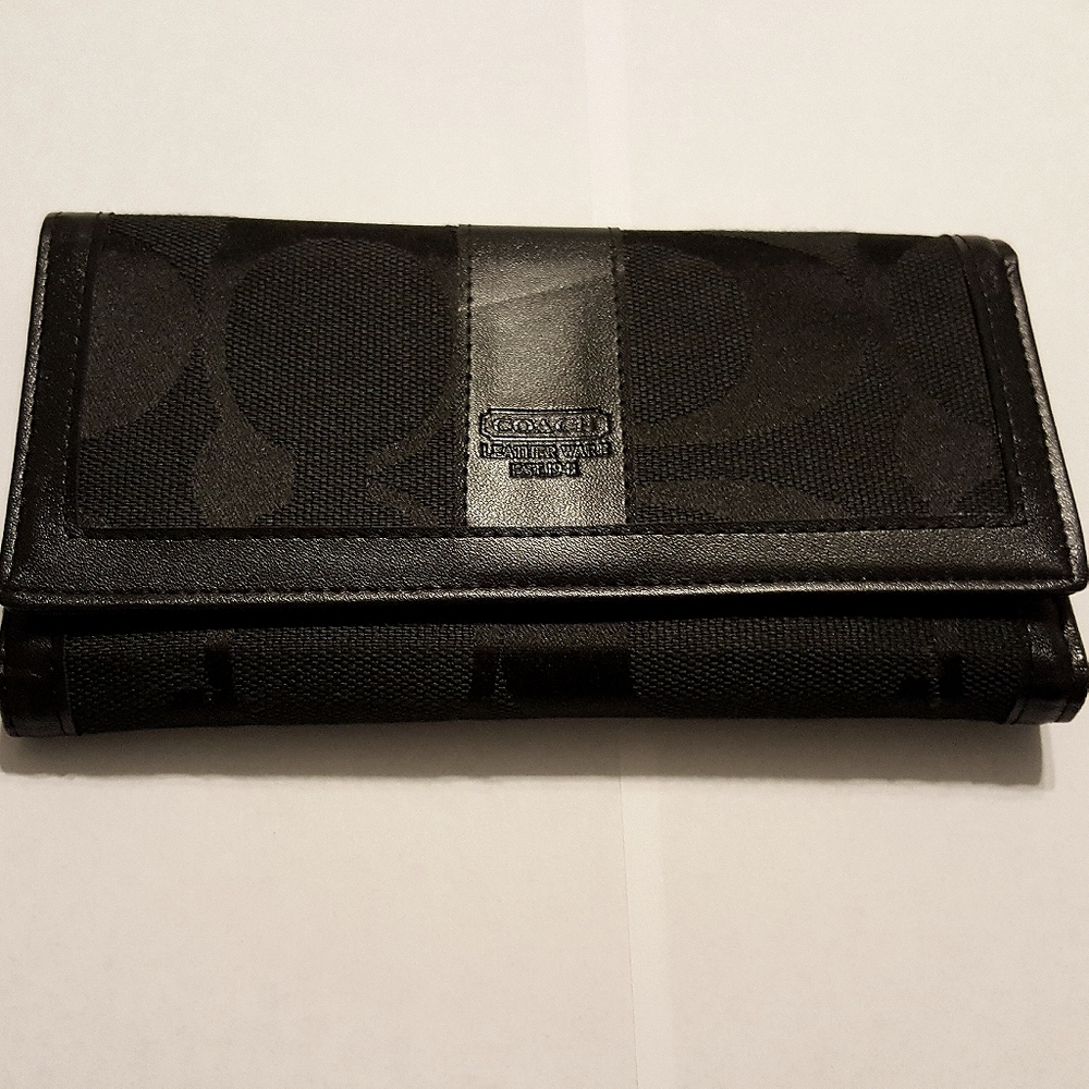 Coach Black Trifold Check Wallet Coach Sig…